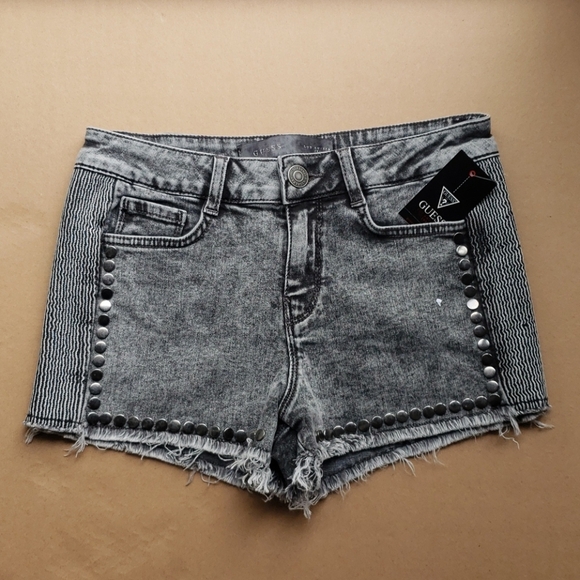 NEW GUESS Gray Biker Shorts SZ 27 - Picture 4 of 8